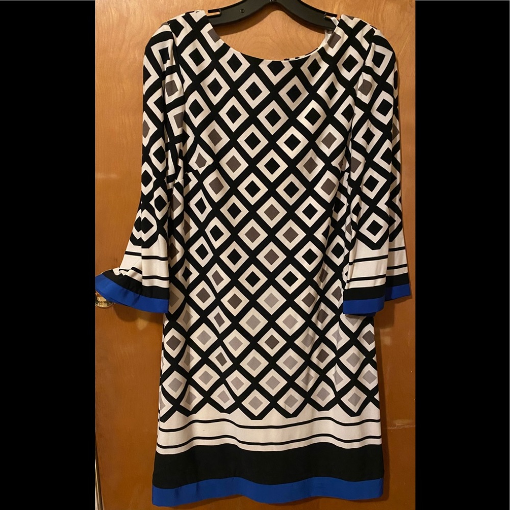 Eliza J Casual Diamond Pattern Dress Size 6